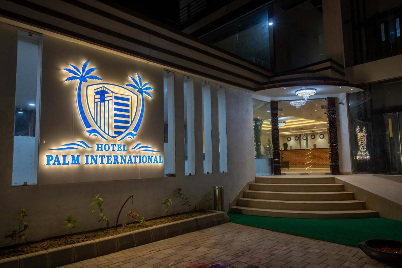 Hotel Palm International Butwāl Exterior foto